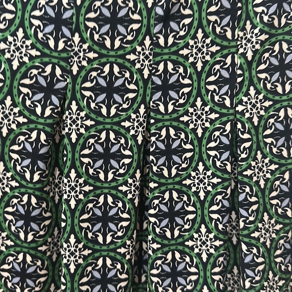 NWT max studio size small, pleated bottom, sleeve… - image 7